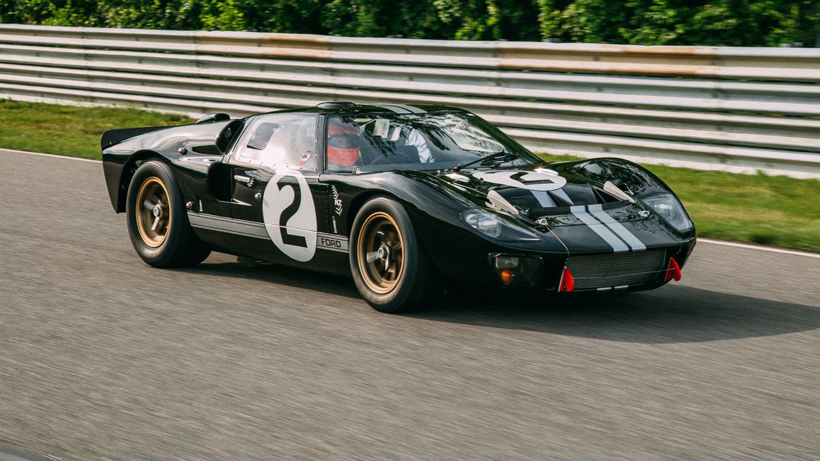 Το Ford GT40 που κέρδισε το 1966 στον αγώνα αντοχής του Le Mans, αναπαλαιώθηκε πλήρως από την Rare Driver και αποτελεί ιδιοκτησία της RK Motors Charlo